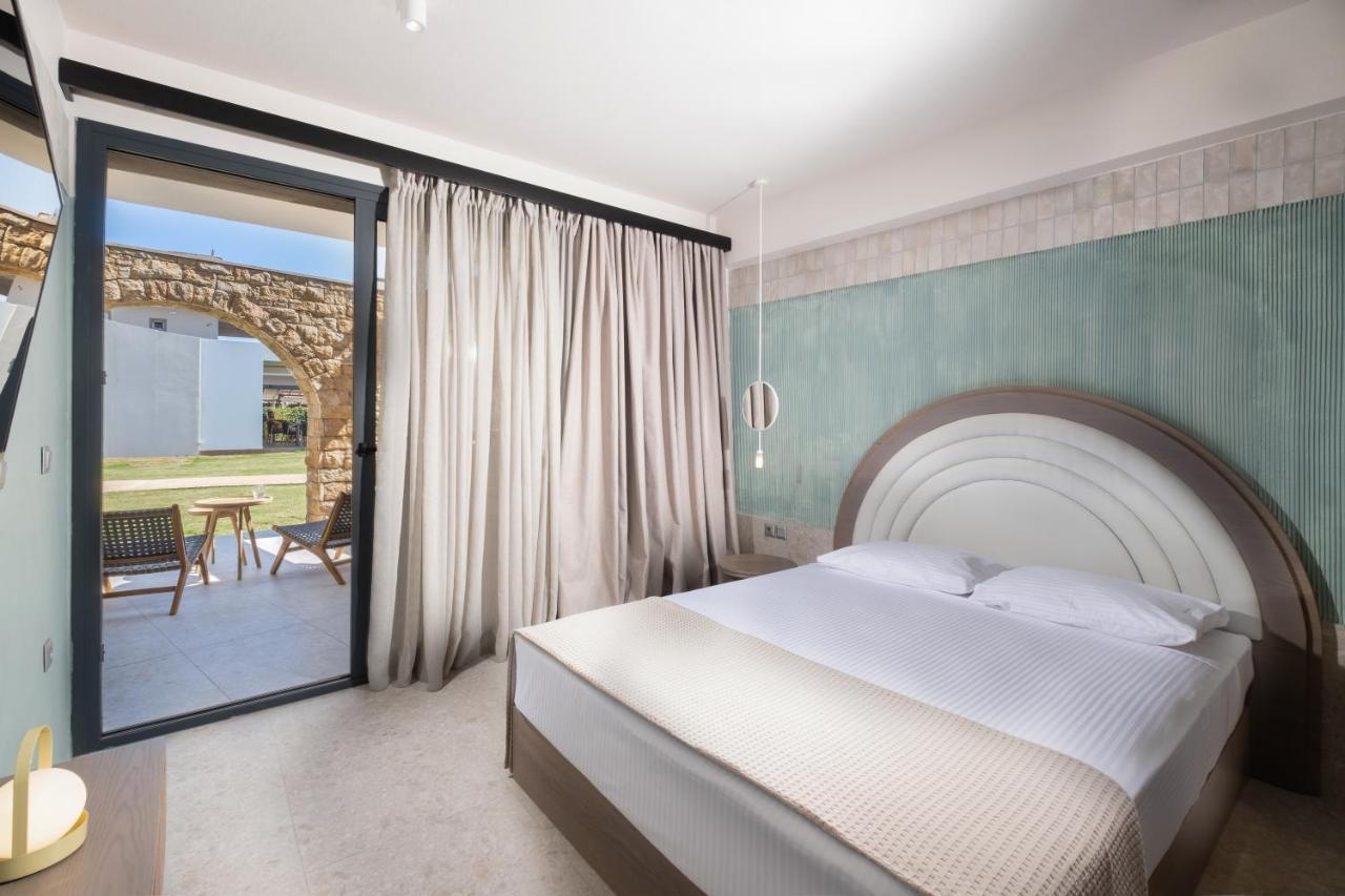 Callisti Suites Сарті Екстер'єр фото