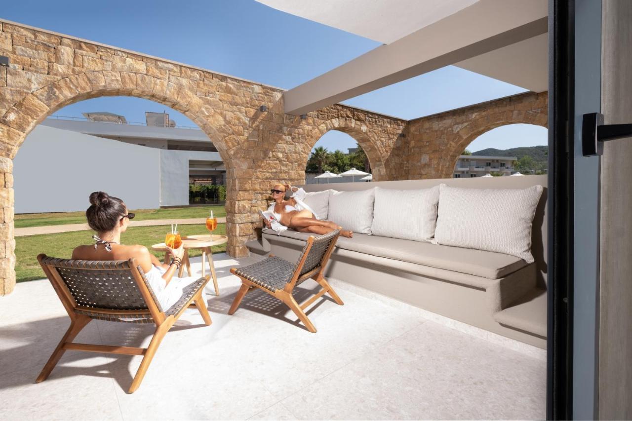 Callisti Suites Сарті Екстер'єр фото